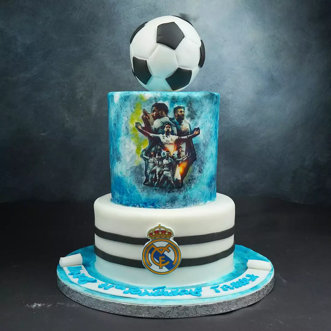 Real Madrid 2014/15 Football T-Shirt shaped cake covered i… | Flickr