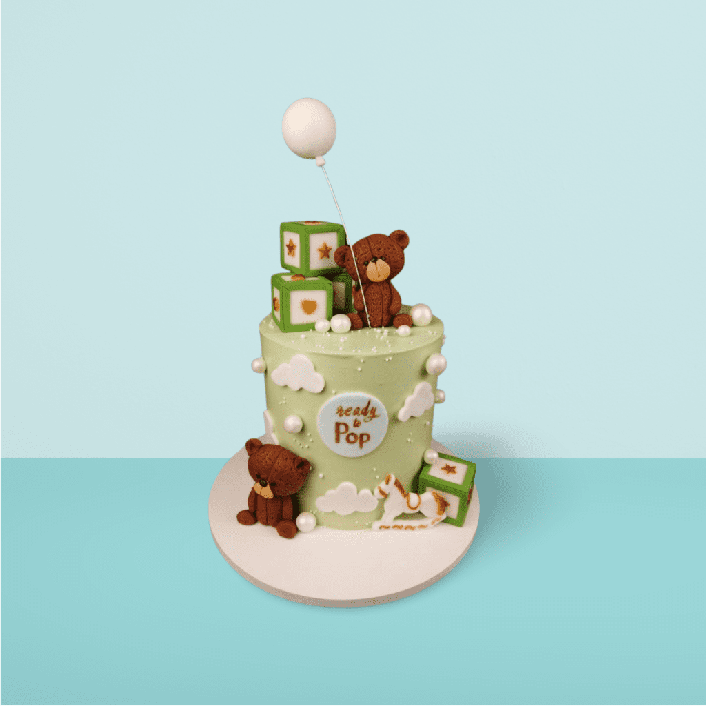 Green_Teddy_Bear_Cake_with_Balloon