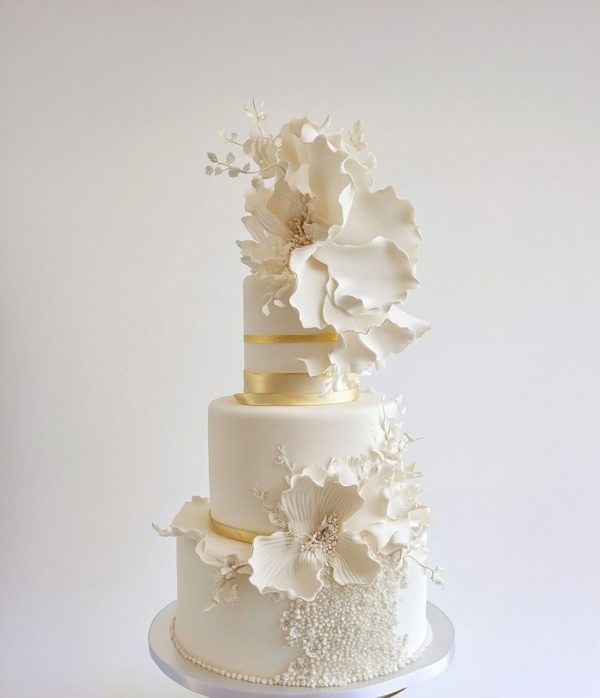 enchanting 4 tier Cake with Floral design