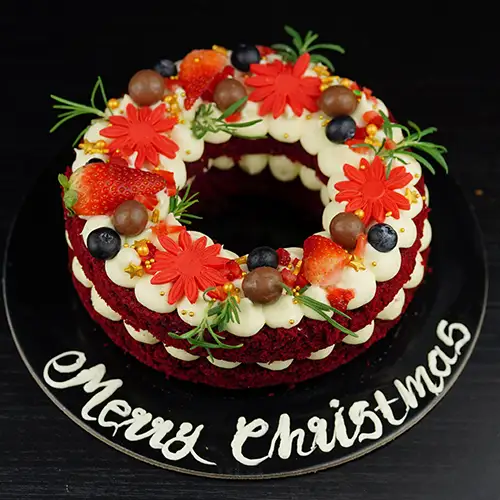 Christmas Wreath Red Velvet Cake